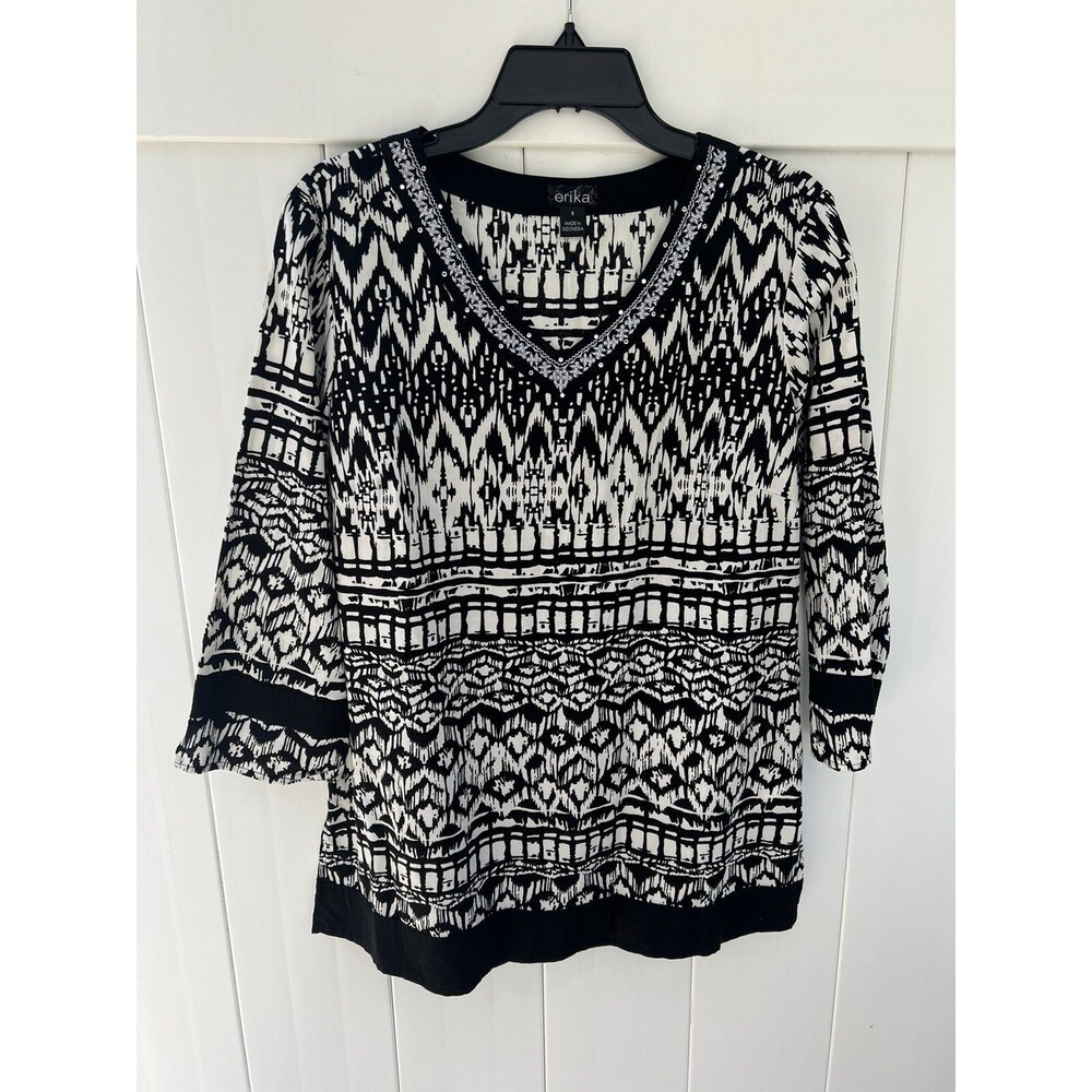 Erika Womens Small Top Tunic 3/4 Sleeve Black And White Abstract V Neck